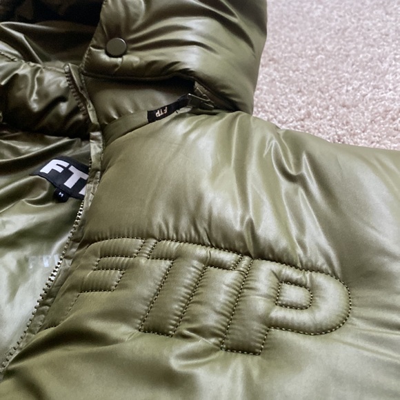 FTP LOGO WORLD DOMINATION QUILT PUFFER JACKET OLIVE - Picture 5 of 6